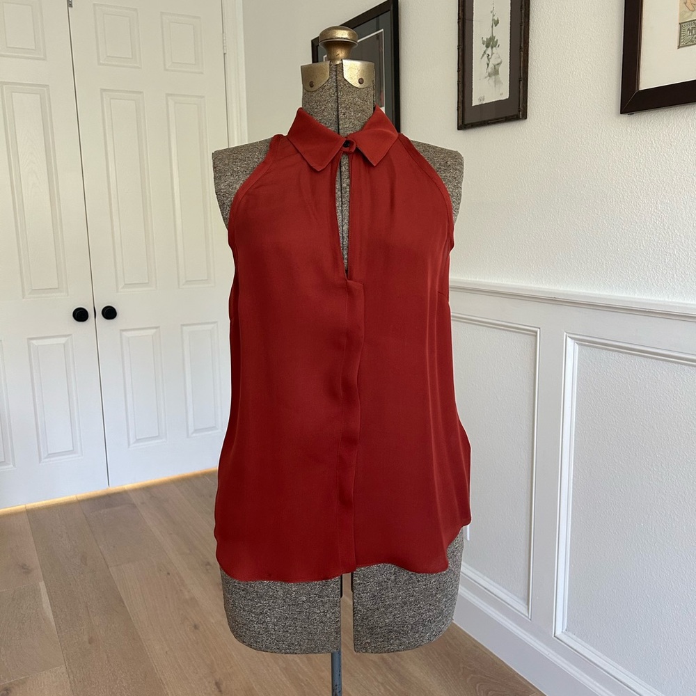 ALC Sleeveless Buttoned Blouse